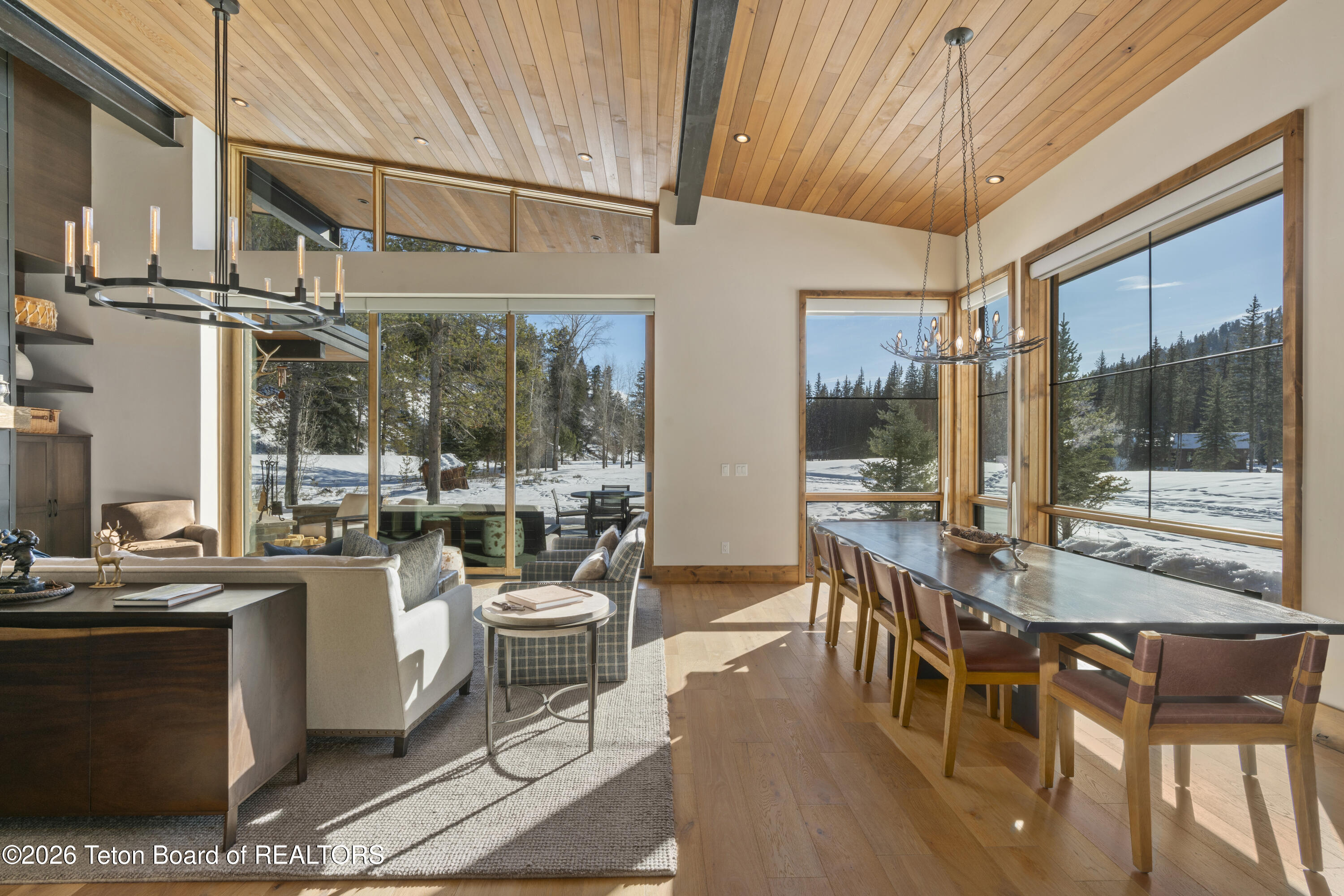 15555 Tall Timber Road Jackson, WY 83001 - Photo 17 of 58 living/dining
