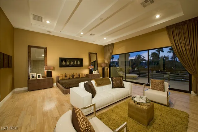 $8,000 | 7418 Yonie Court, Las Vegas, NV 89117