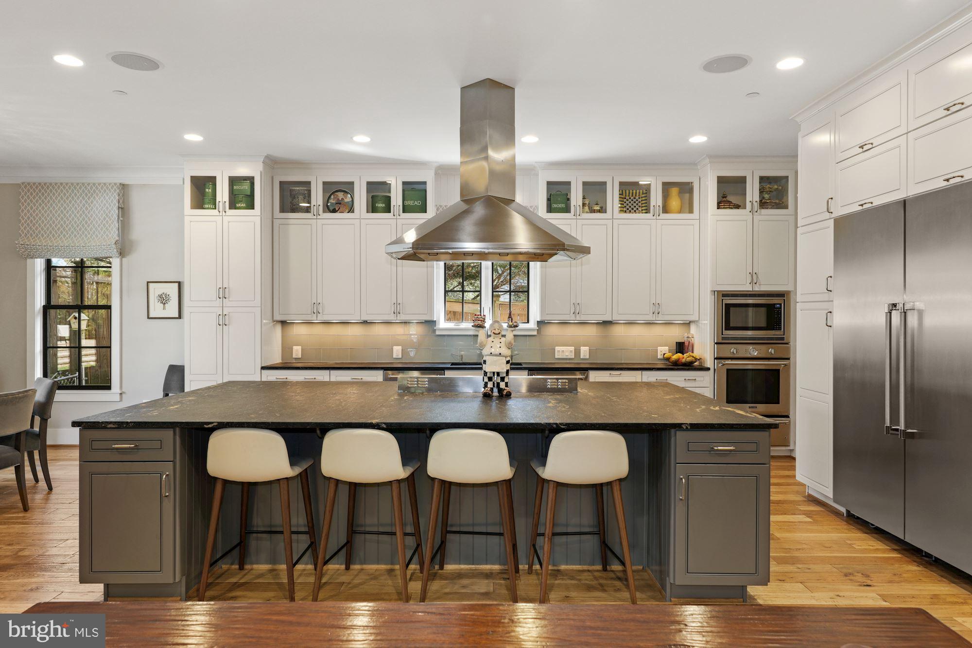 8711 Ridge Road Bethesda, MD 20817 - Photo 11 of 62