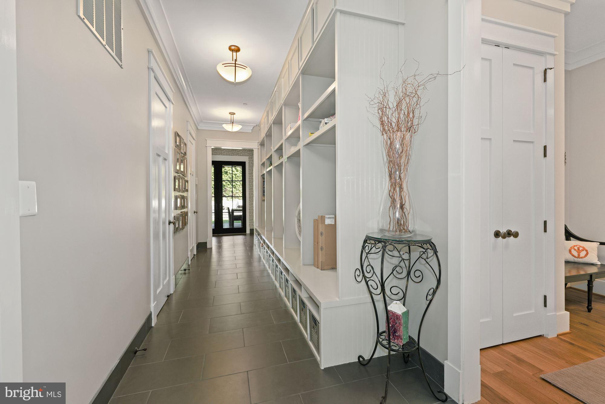 8711 Ridge Road Bethesda, MD 20817 - Photo 17 of 62