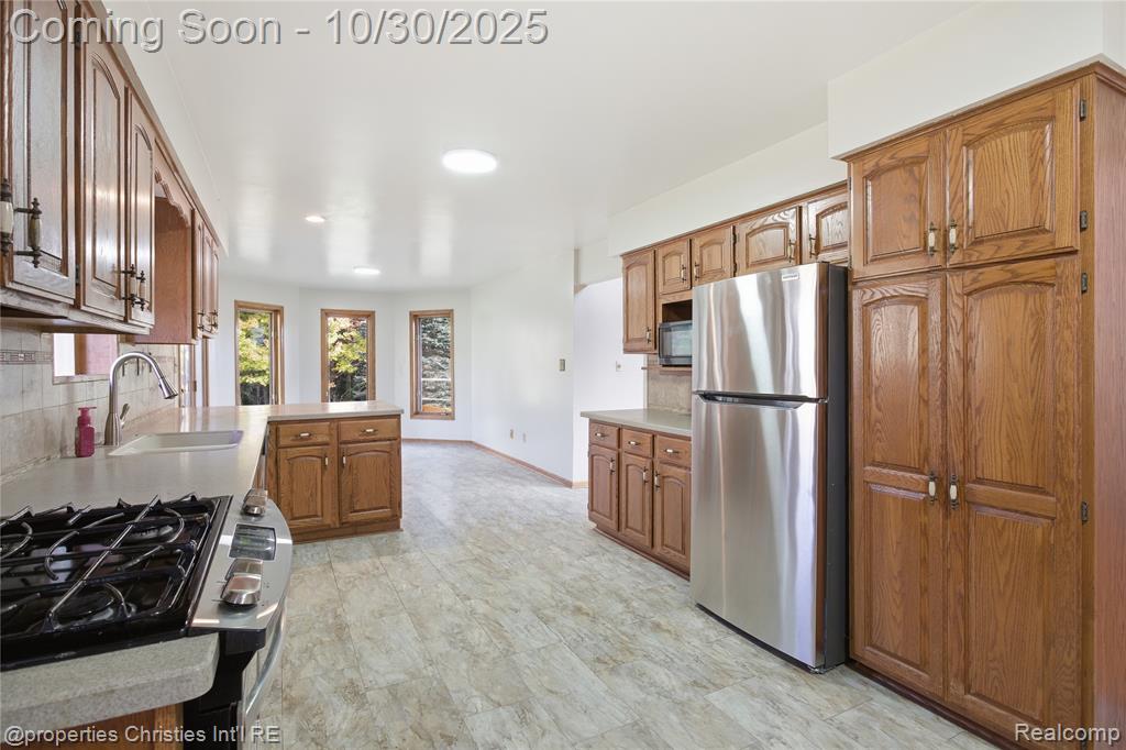 4750 Thomas Road Metamora, MI 48455 - Photo 17 of 61