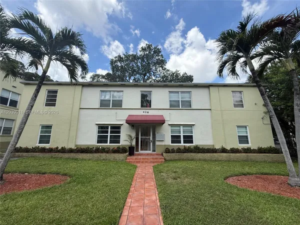 $2,000 | 426 Northeast 77th Street Road, Unit 4, Miami, FL 33138