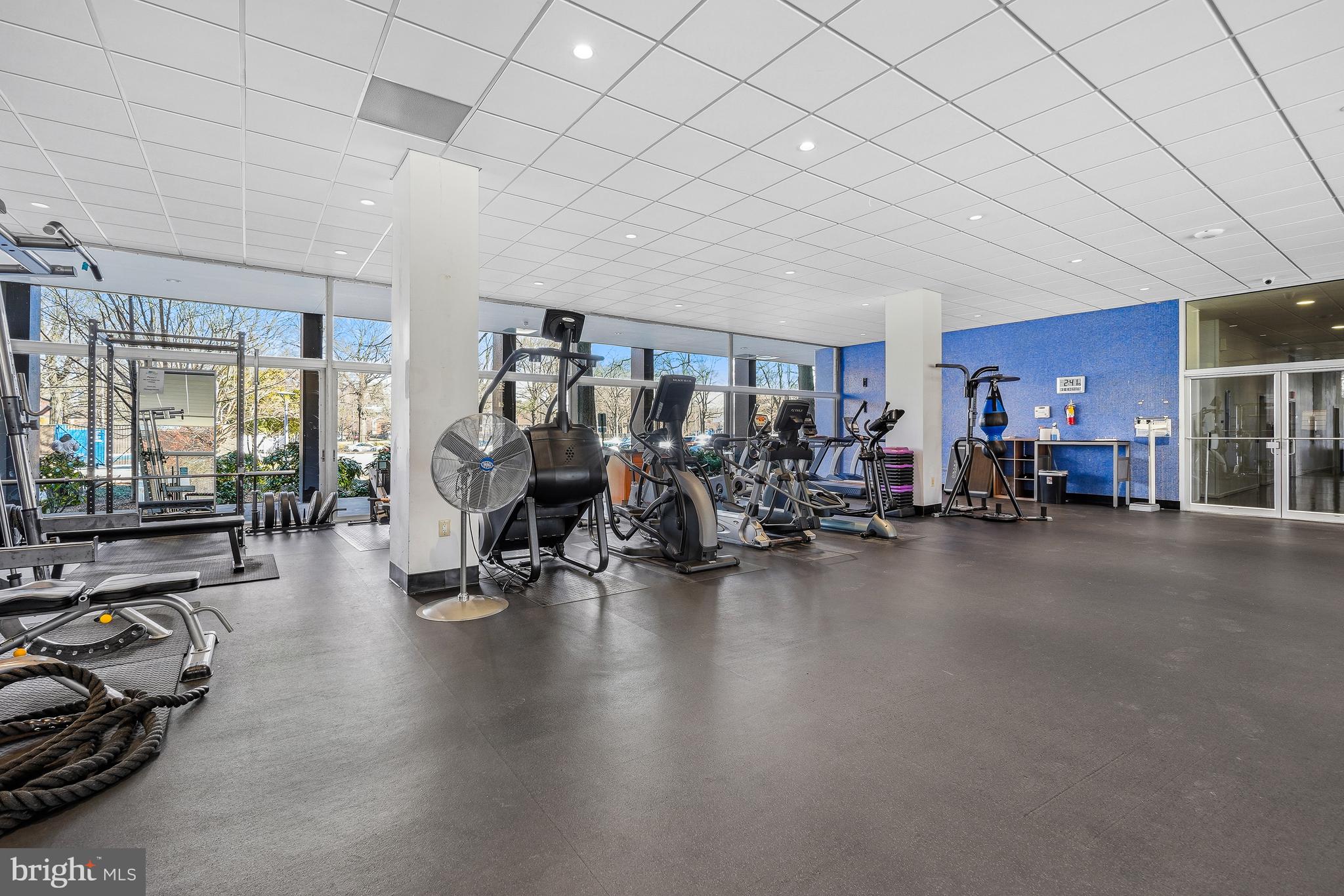 1311 Delaware Avenue Southwest, Unit S545 Washington, DC 20024 - Photo 26 of 30