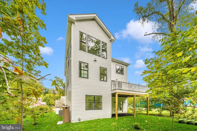 $739,900 | 801 Cedar Avenue, North Beach, MD 20714