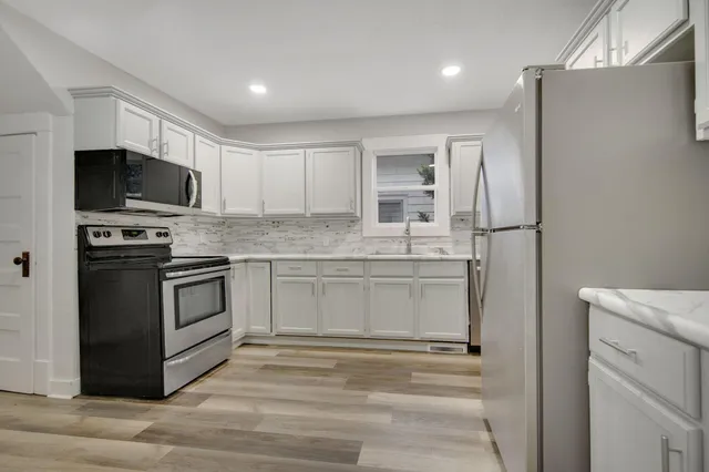 $259,900 | 1258 Blair Avenue, St. Paul, MN 55104