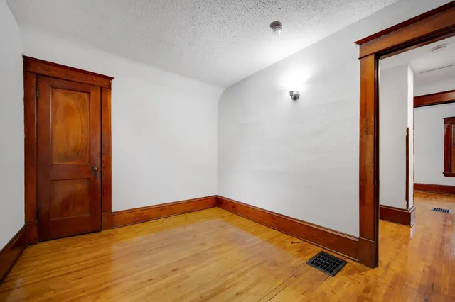 $259,900 | 1258 Blair Avenue, St. Paul, MN 55104