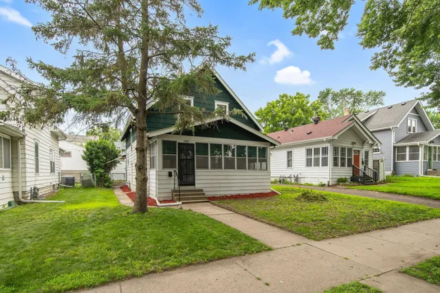 $259,900 | 1258 Blair Avenue, St. Paul, MN 55104