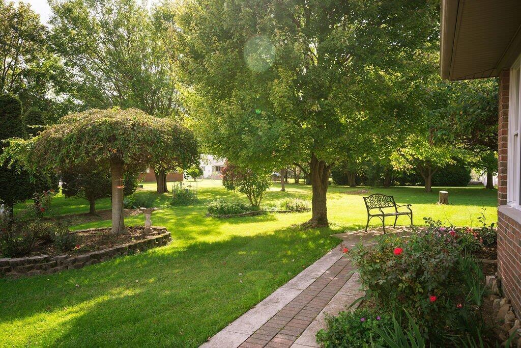 1057 Winchester Road Galion, OH 44833 - Photo 34 of 40 Quaint Backyard