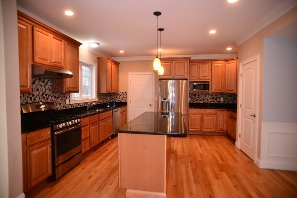2 Paddock Way, Unit 8 Littleton, MA 01460 - Photo 9 of 25 Gallery Image 9