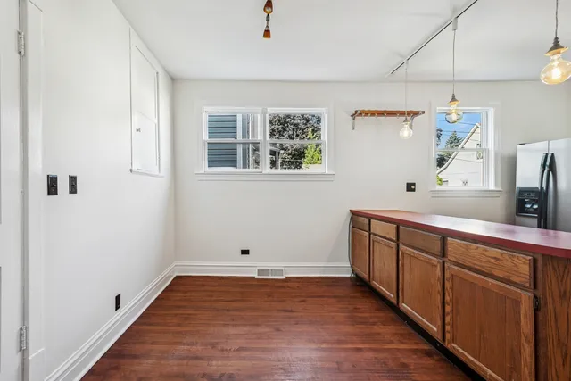 $750,000 | 1723 Greenwood Street, Evanston, IL 60201