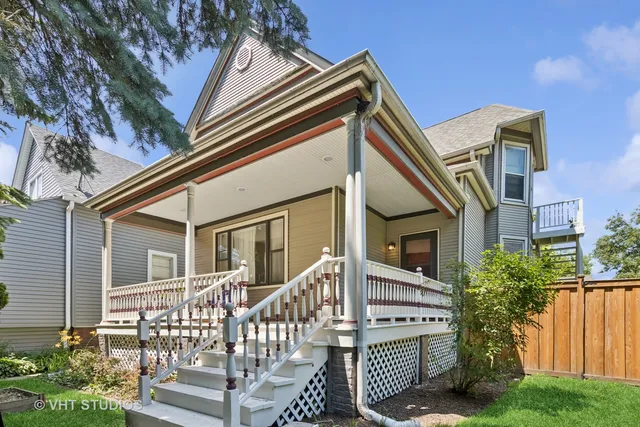 $750,000 | 1723 Greenwood Street, Evanston, IL 60201