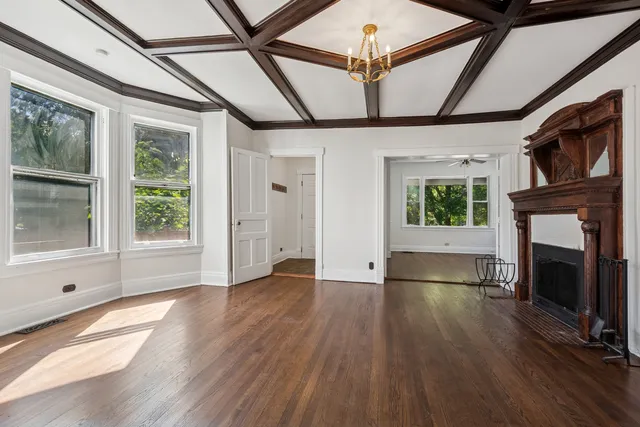 $750,000 | 1723 Greenwood Street, Evanston, IL 60201