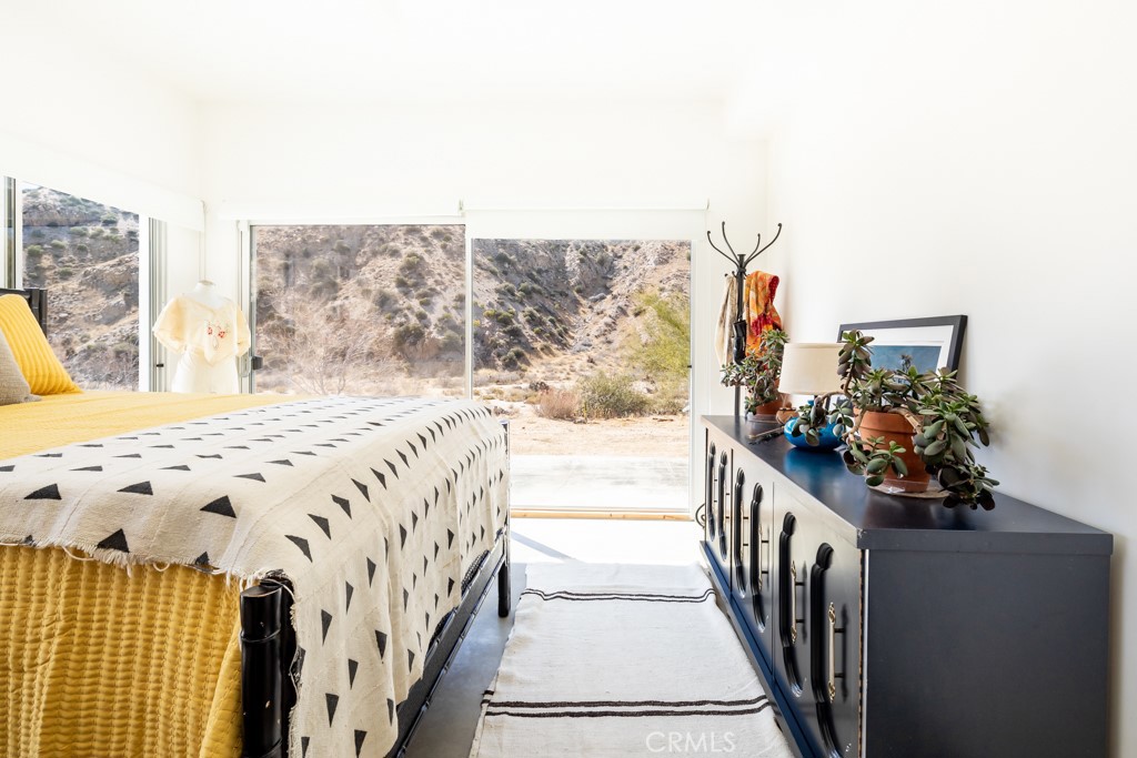 6595 Pioneertown Road Yucca Valley, CA 92284 - Photo 11 of 29