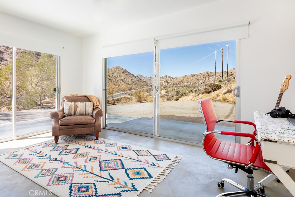 6595 Pioneertown Road Yucca Valley, CA 92284 - Photo 15 of 29