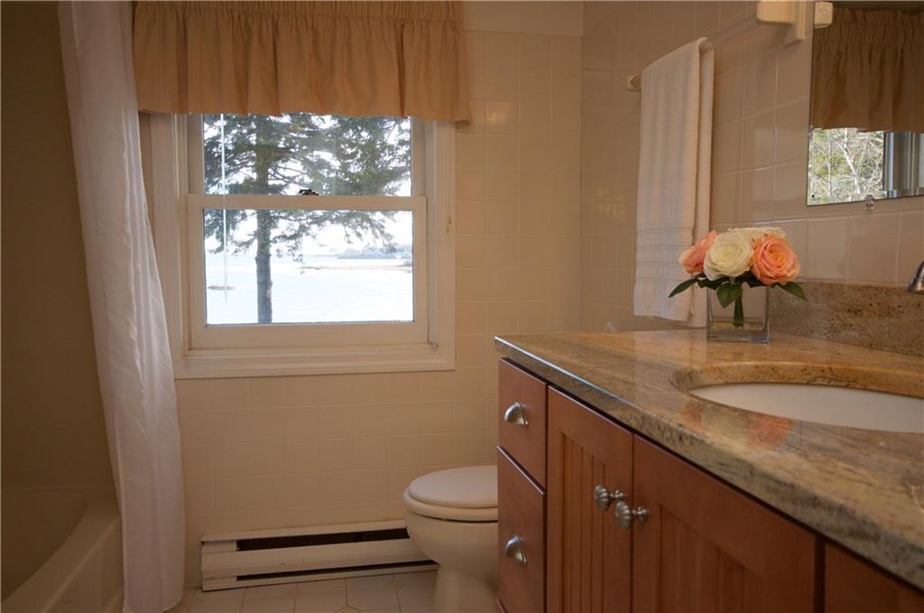 181 Scraggle Point Road St. George, ME 04859 - Photo 20 of 22 Upstairs full bathroom shared by...