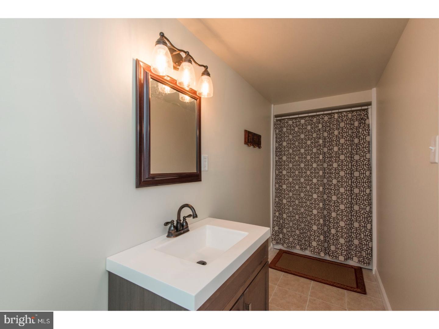 15 South New Road Middletown, DE 19709 - Photo 14 of 25 Bathroom