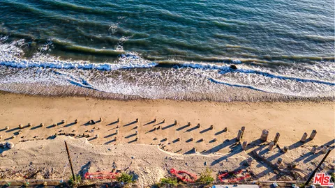 $2,495,000 | 19050 Pacific Coast Highway, Malibu, CA 90265