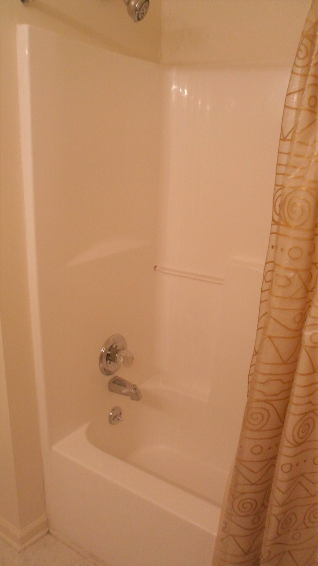 220 Wickliffe Road Frankfort, KY 40601 - Photo 31 of 61 hall bath up 2