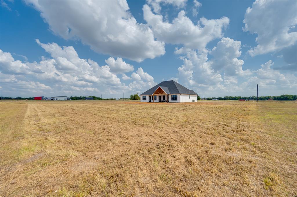 11 Private Road Sumner, TX 75486 - Photo 34 of 39 Yard