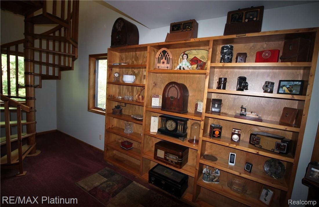 11310 Linden Road Fenton, MI 48430 - Photo 30 of 73 IMG_5080.JPG