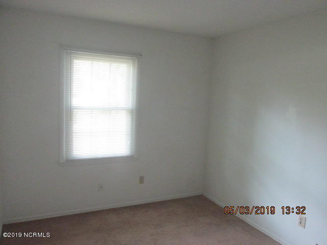 1606 RaceTrack Road New Bern, NC 28562 - Photo 12 of 15 Bedroom 3