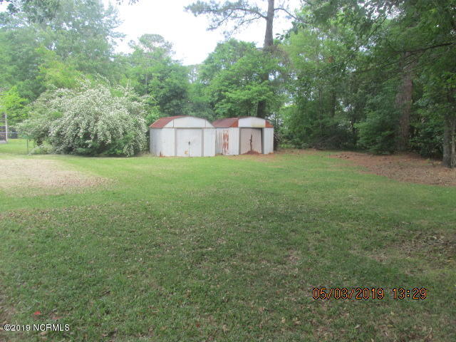 1606 RaceTrack Road New Bern, NC 28562 - Photo 14 of 15 Rear Yard