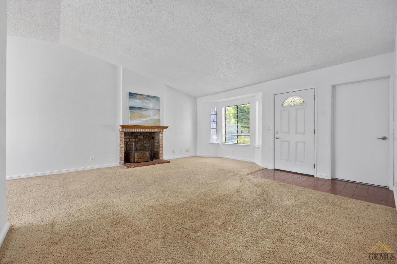 Undisclosed Address Tehachapi, CA 93561 - Photo 6 of 15