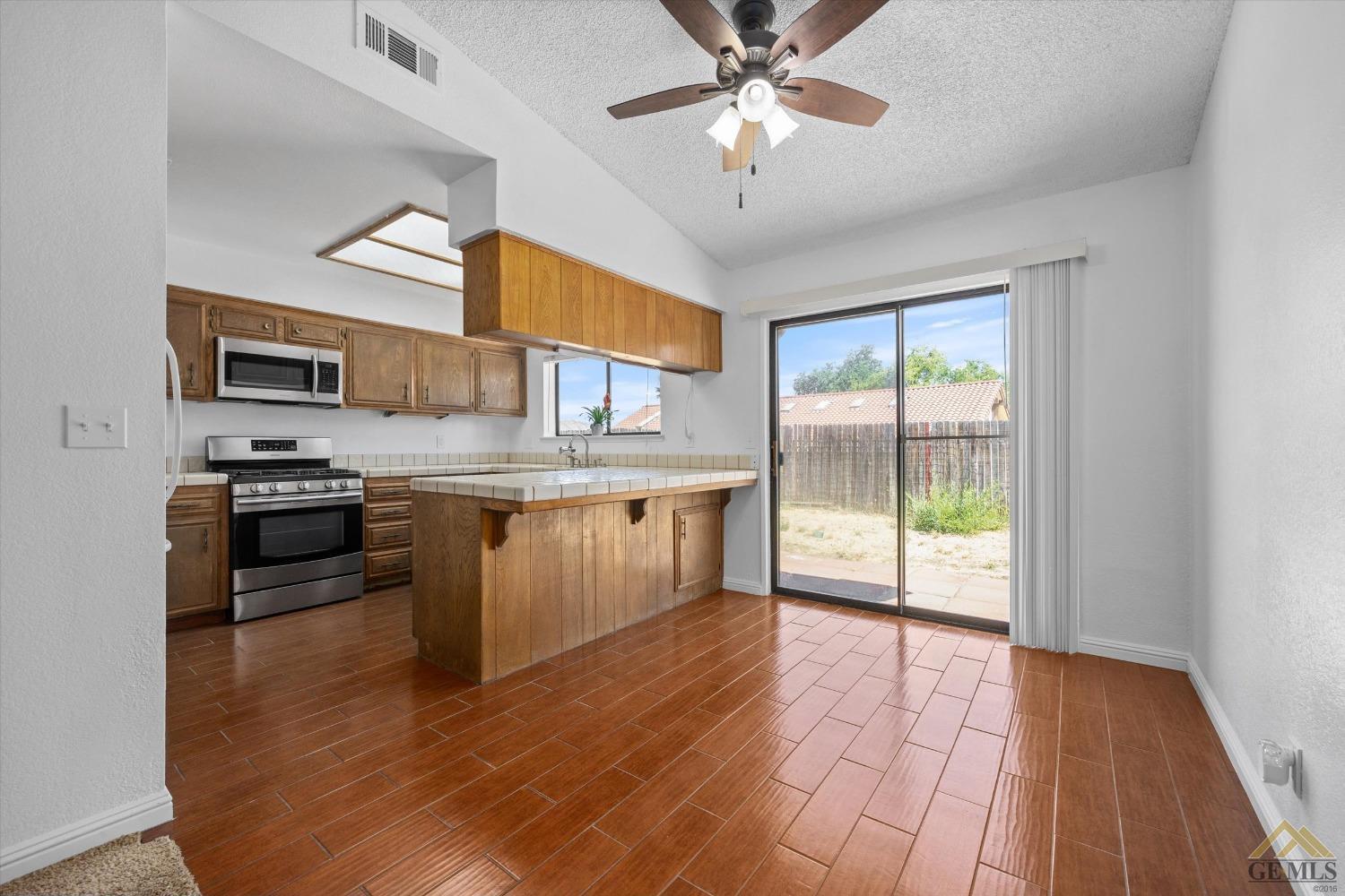 Undisclosed Address Tehachapi, CA 93561 - Photo 7 of 15