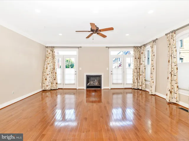 outdoor view of a house with a porch