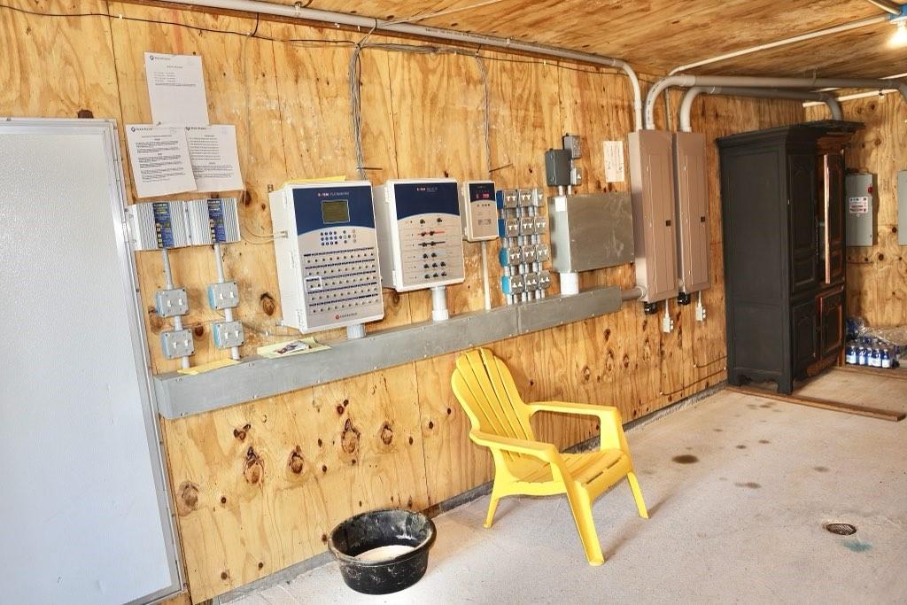 993 Sexton Road Resaca, GA 30735 - Photo 16 of 24 a view of wooden floor and windows