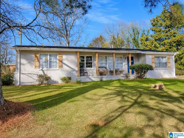 $181,000 | 905 Glen Oaks Circle, Fairfield, AL 35064