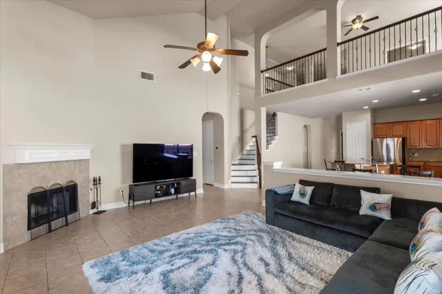 $719,900 | 15601 Interlachen Drive, Austin, TX 78717