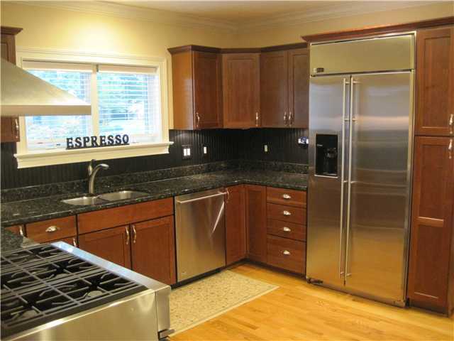 2565 Edington Road Columbus, OH 43221 - Photo 5 of 25