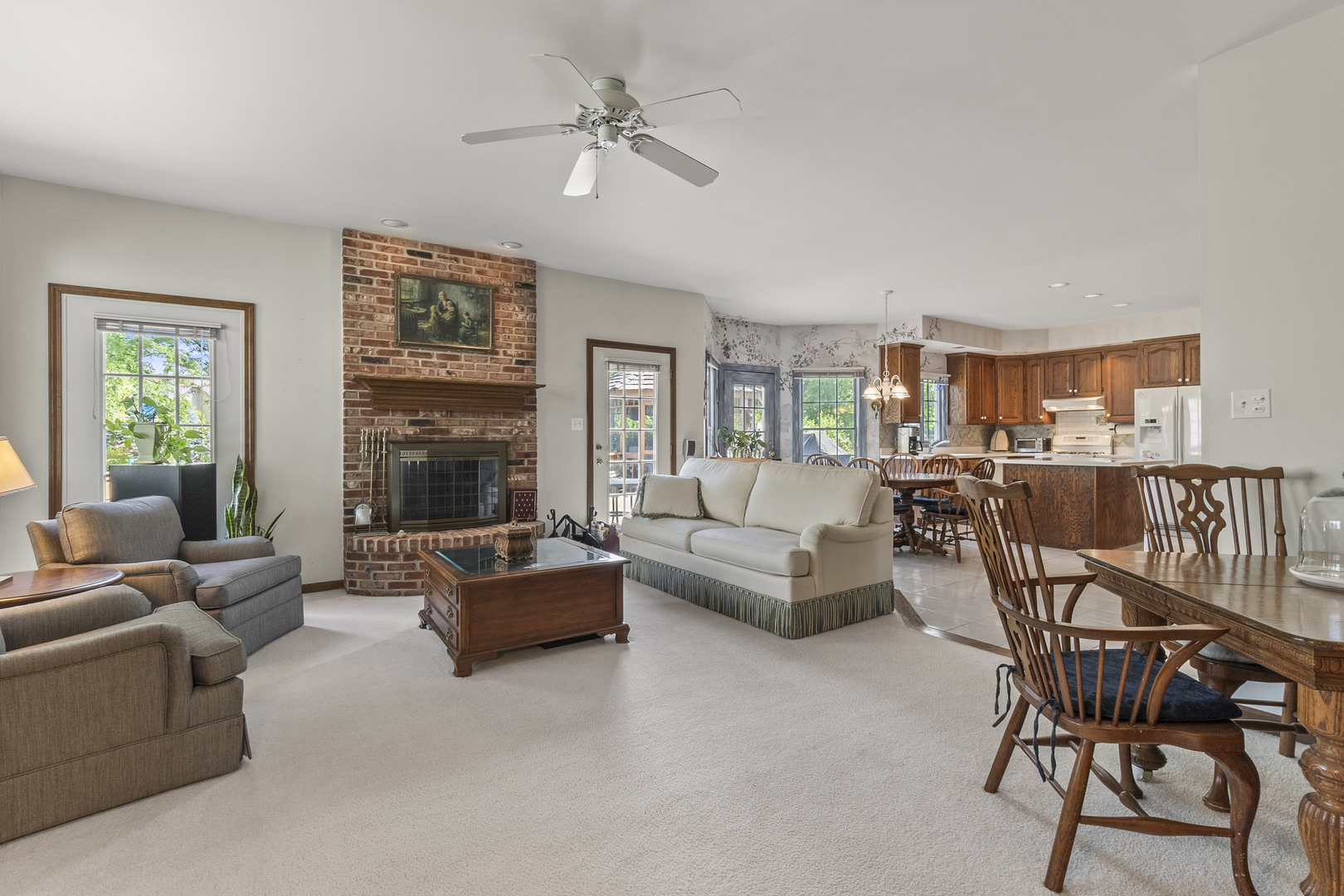 3560 Jeremy Ranch Court Naperville, IL 60564 - Photo 9 of 42 Gallery Image 9