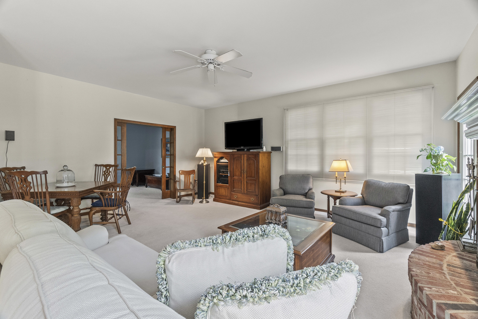 3560 Jeremy Ranch Court Naperville, IL 60564 - Photo 10 of 42 Gallery Image 10