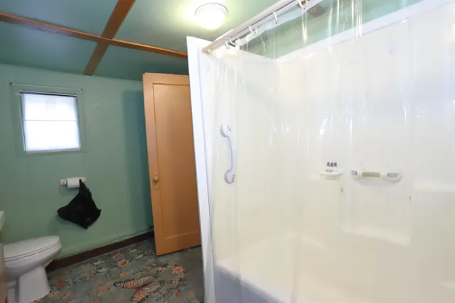 $185,900 | N6866 16th Avenue, New Lisbon, WI 53950