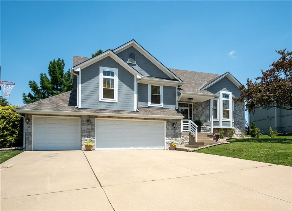 303 Shoreview Drive Raymore, MO 64083 - Photo 1 of 1