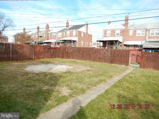 11 Clipper Road Baltimore, MD 21221 - Photo 3 of 15 Exterior (Rear)