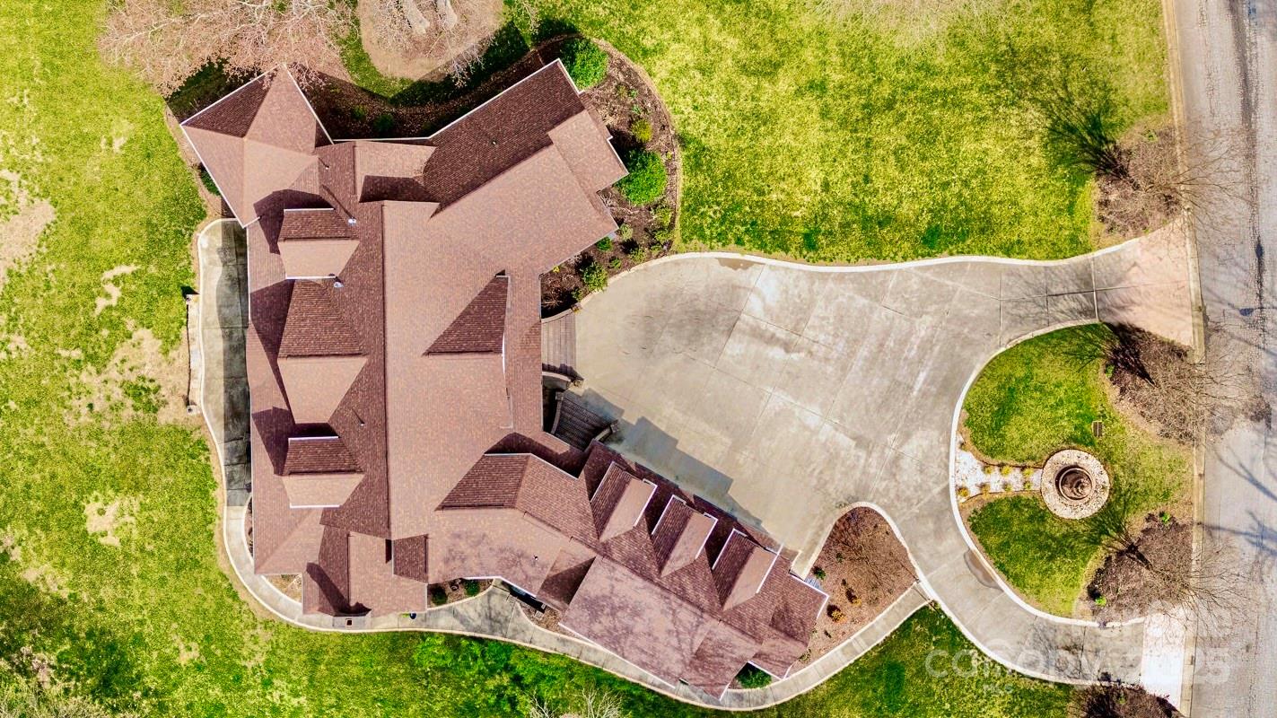 520 Riviera Drive Salisbury, NC 28144 - Photo 31 of 34 an aerial view of a house with swimming pool and outdoor space