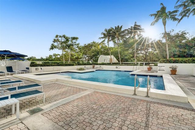 a view of a multi story building