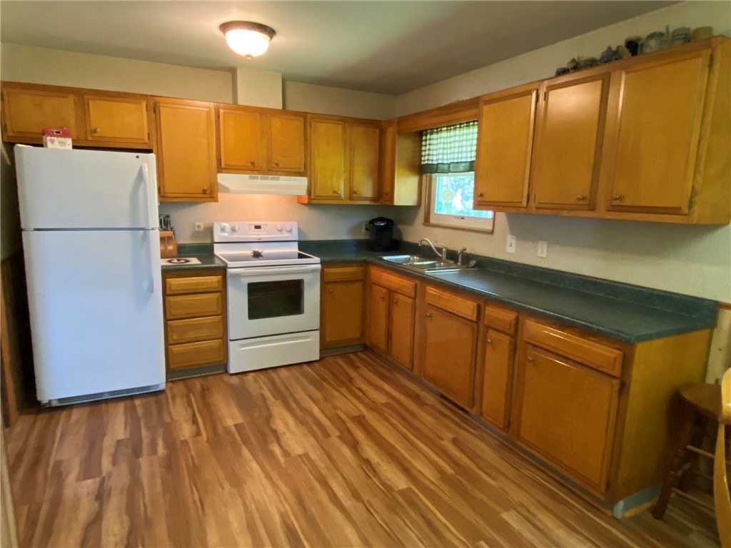 144 Hamden Circle Parma, NY 14468 - Photo 6 of 19