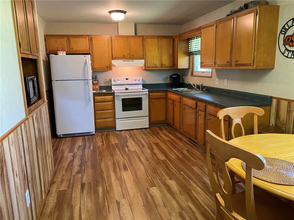 144 Hamden Circle Parma, NY 14468 - Photo 8 of 19