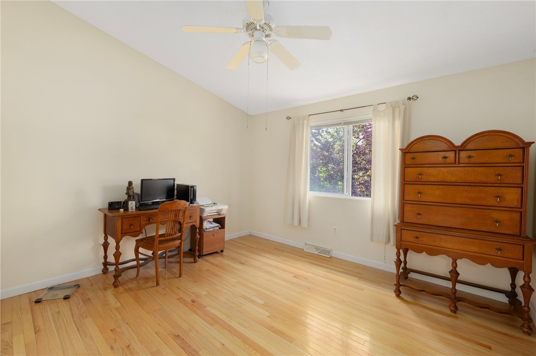 104 Conanicus Road Narragansett, RI 02882 - Photo 13 of 26