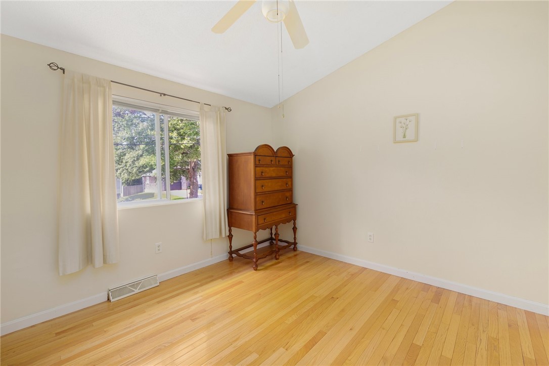 104 Conanicus Road Narragansett, RI 02882 - Photo 14 of 26