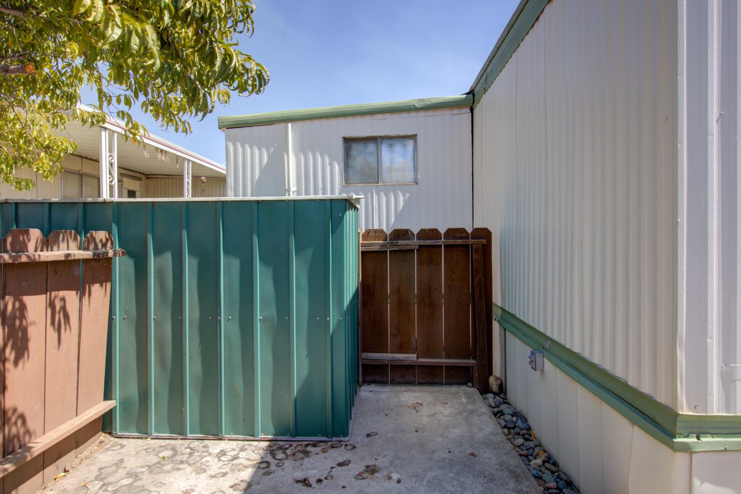 2107 Patterson Road, Unit 19 Riverbank, CA 95367 - Photo 26 of 29 Gallery Image 26