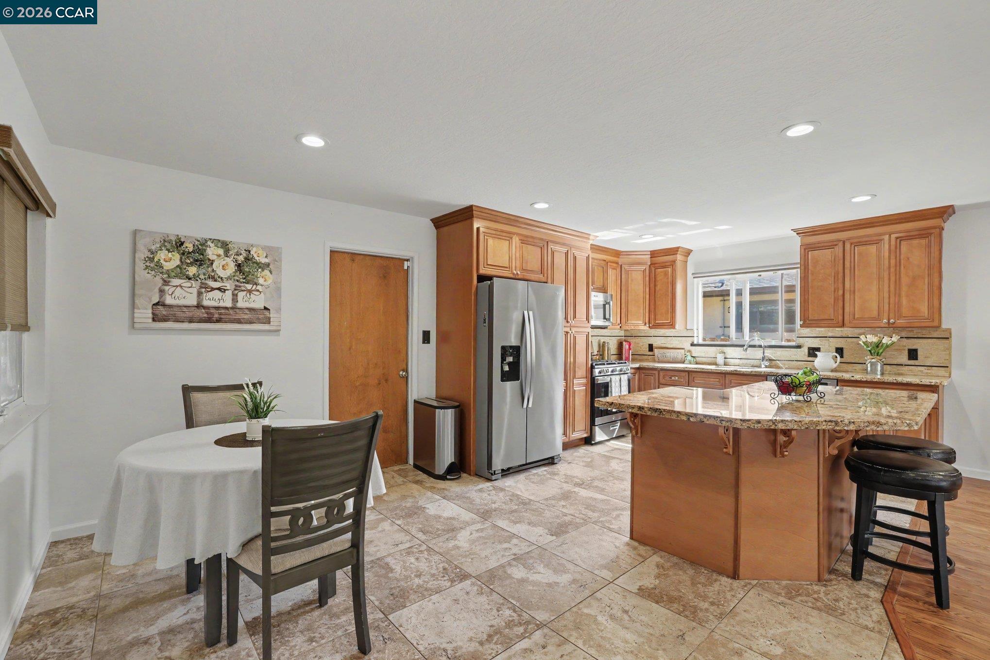 4760 Bruno Road El Sobrante, CA 94803 - Photo 8 of 26 Gallery Image 8