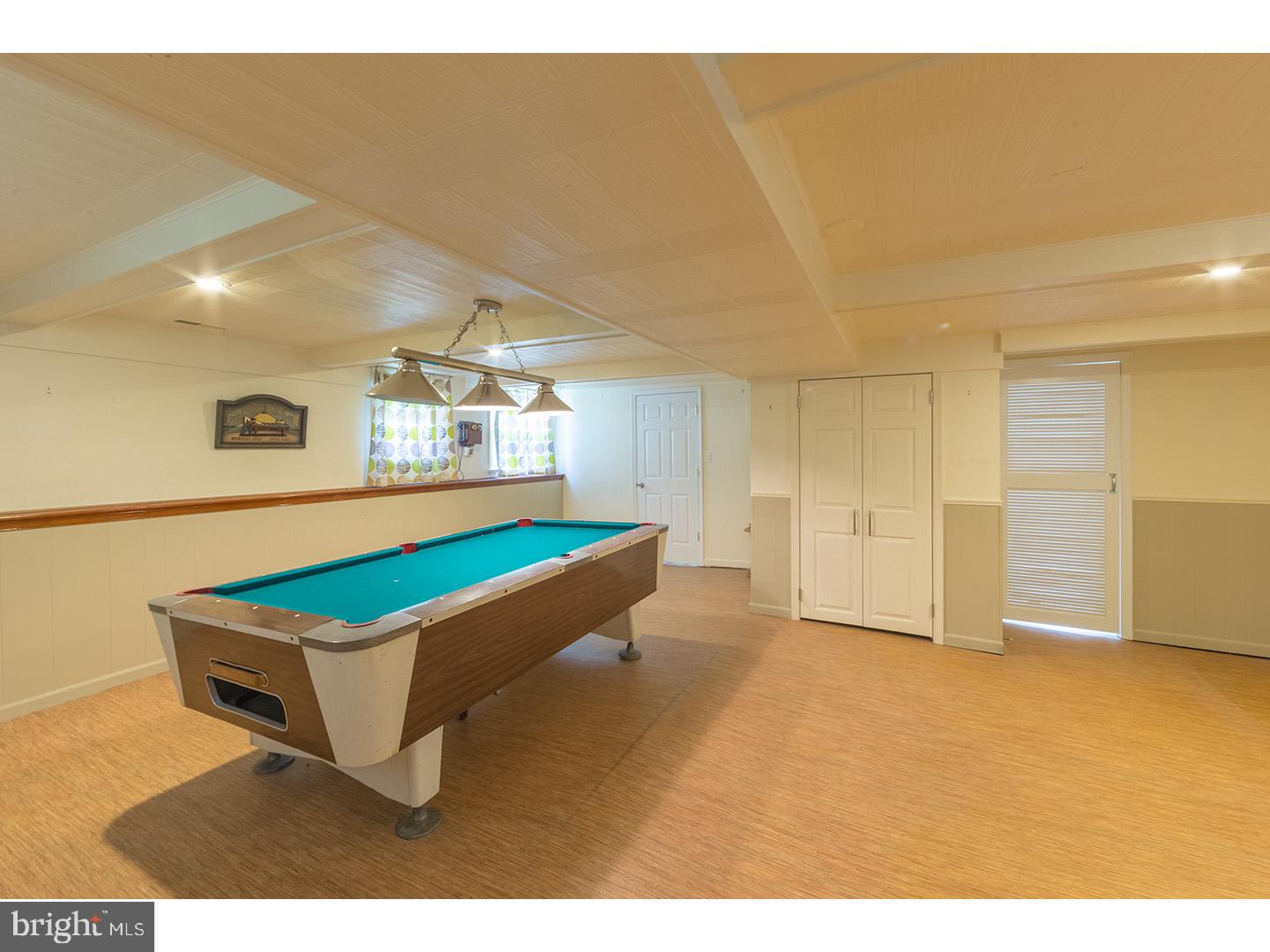 101 Brace Road Cherry Hill, NJ 08034 - Photo 9 of 23 Family Room