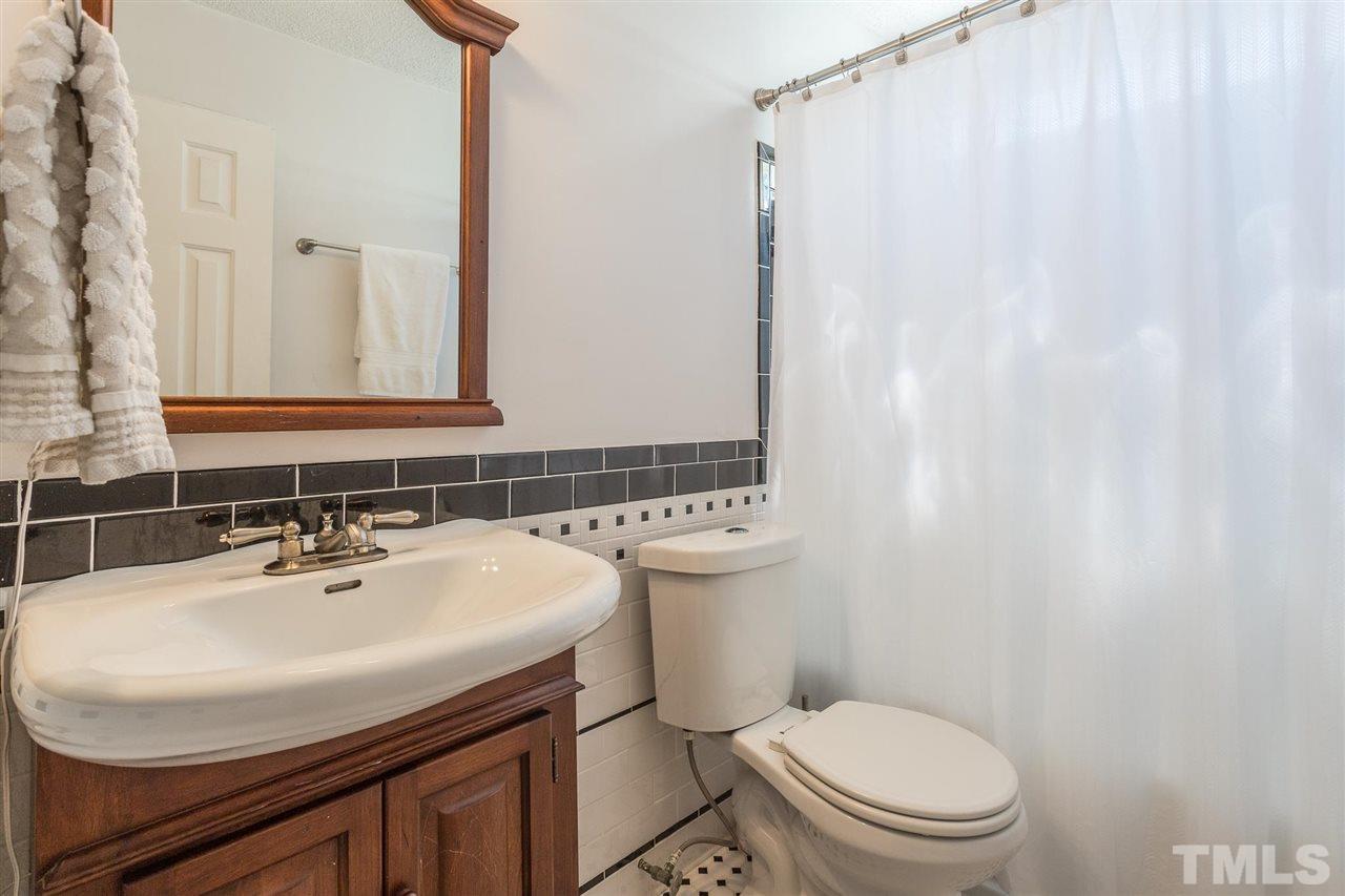 3563 Dechart Lane Raleigh, NC 27616 - Photo 10 of 25 Gallery Image 10