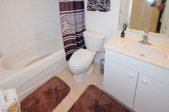 4768 Fairloop Run Lehigh Acres, FL 33973 - Photo 11 of 22 Gallery Image 11