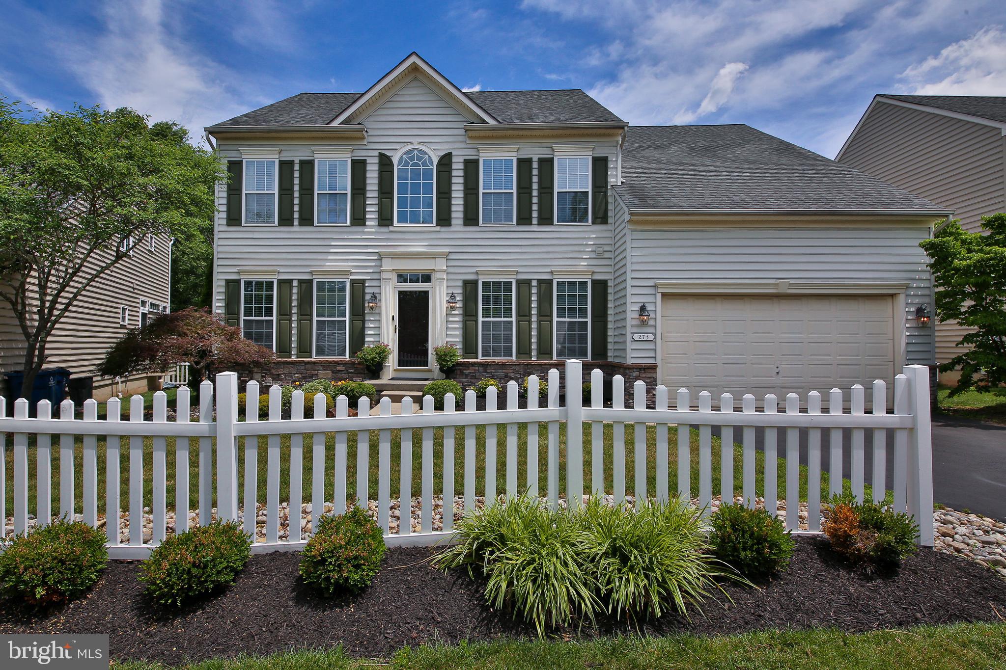 273 Barnhill Road Perkasie, PA 18944 - Photo 2 of 44